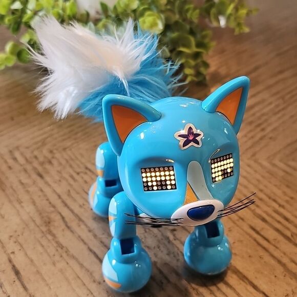 Interactive kitten with sounds and sensors Zoomer meowzies - Picture 3 of 6